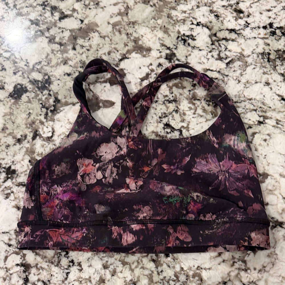 Floral Print Women's Sports Bra Lululemon Size 4. Like new